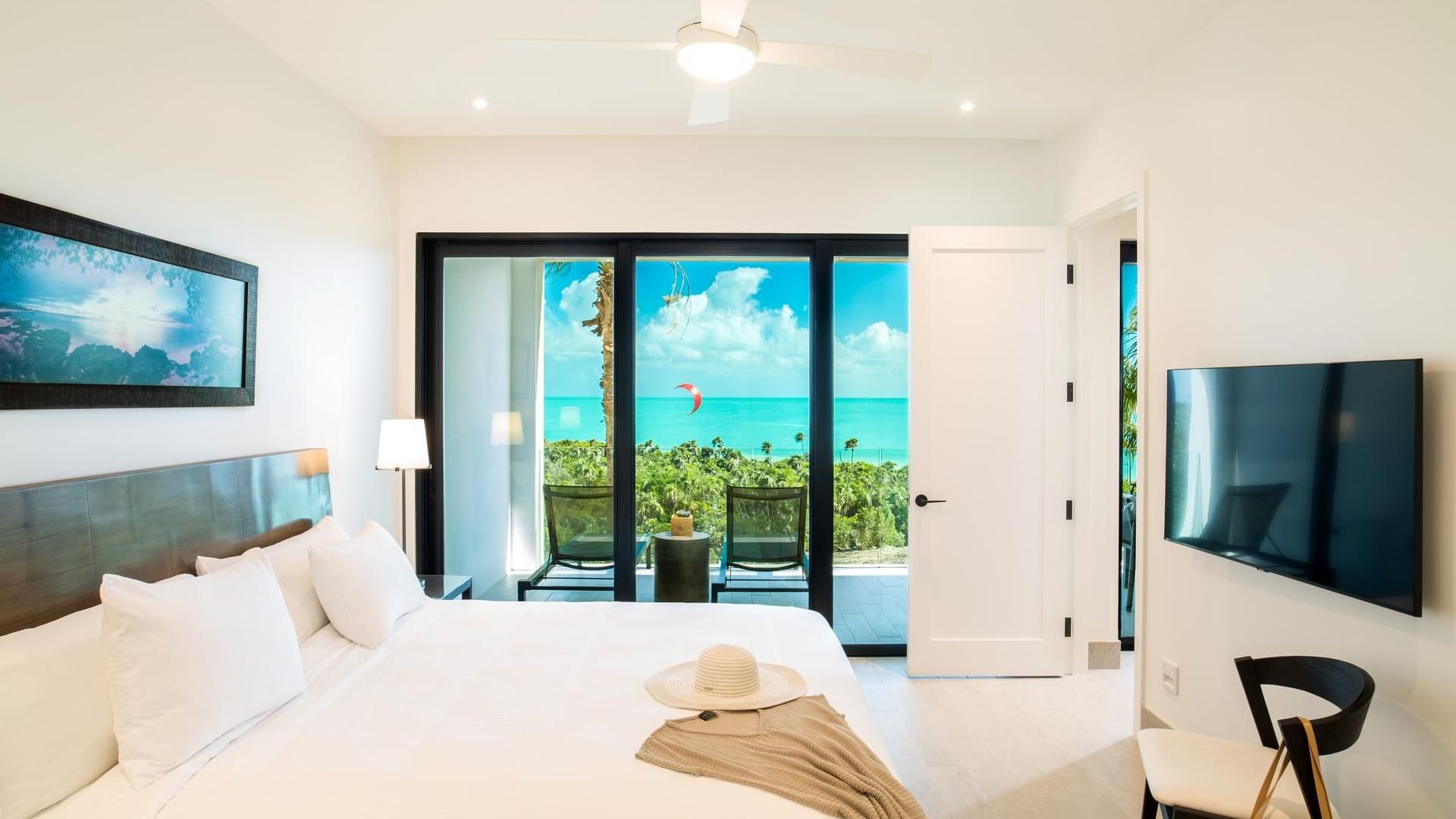 Luxury One Bedroom Ocean View Suite, image size:1920x1080