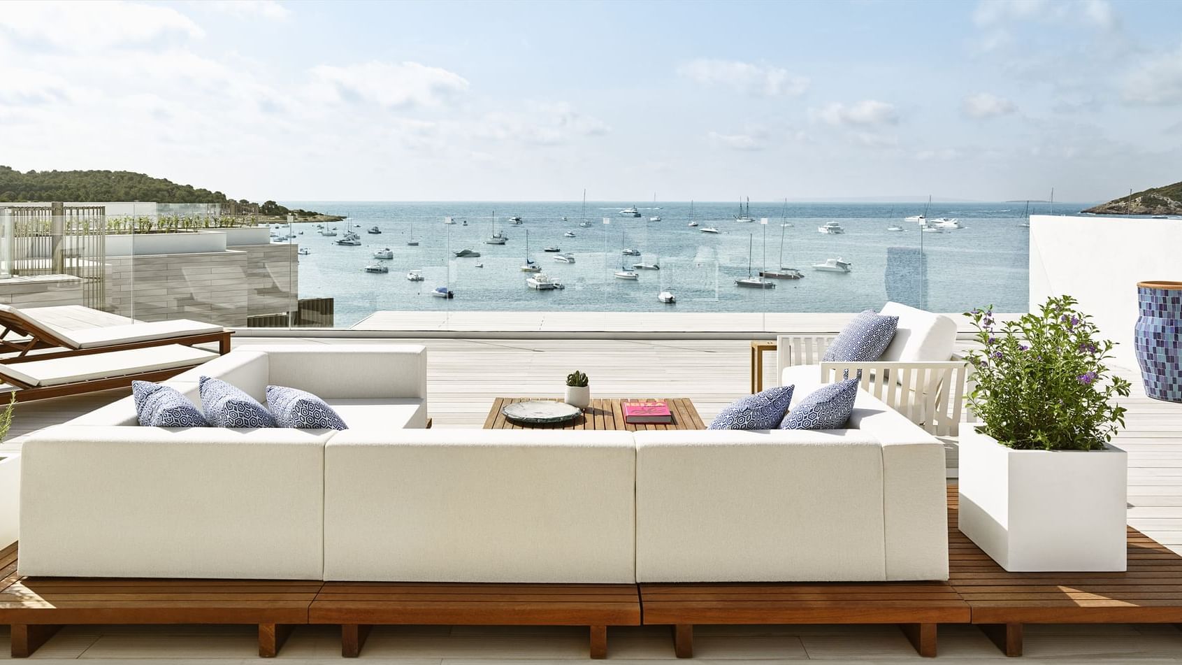 Esquire Magazine includes Nobu Hotel Ibiza Bay among