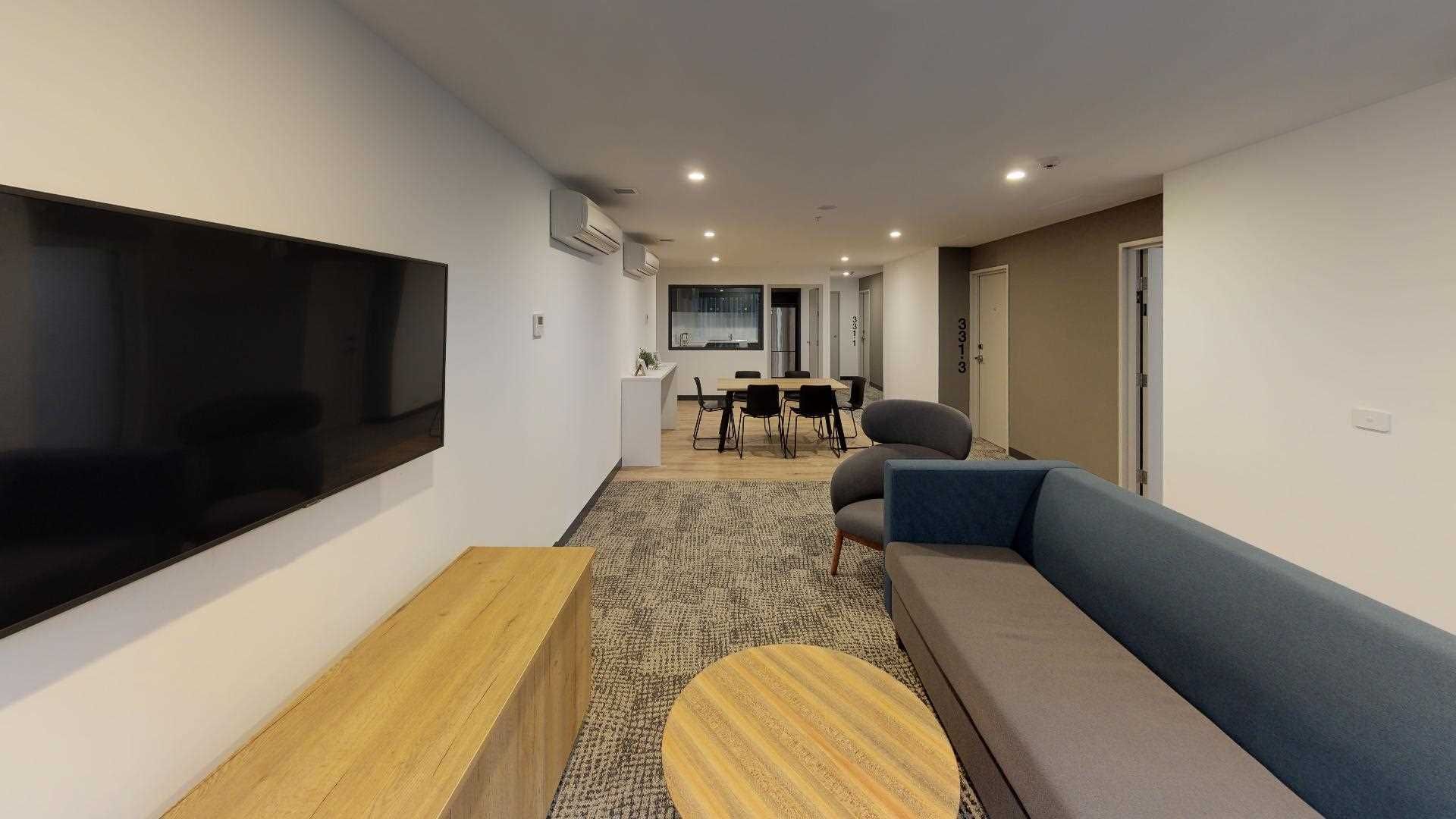 UniLodge @ Royal Melbourne - 5 Bedroom Living Room