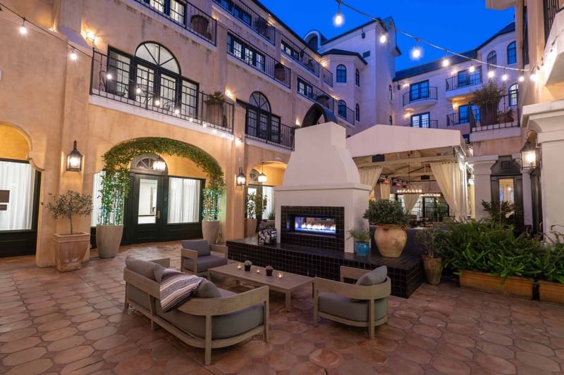 el Prado Courtyard
