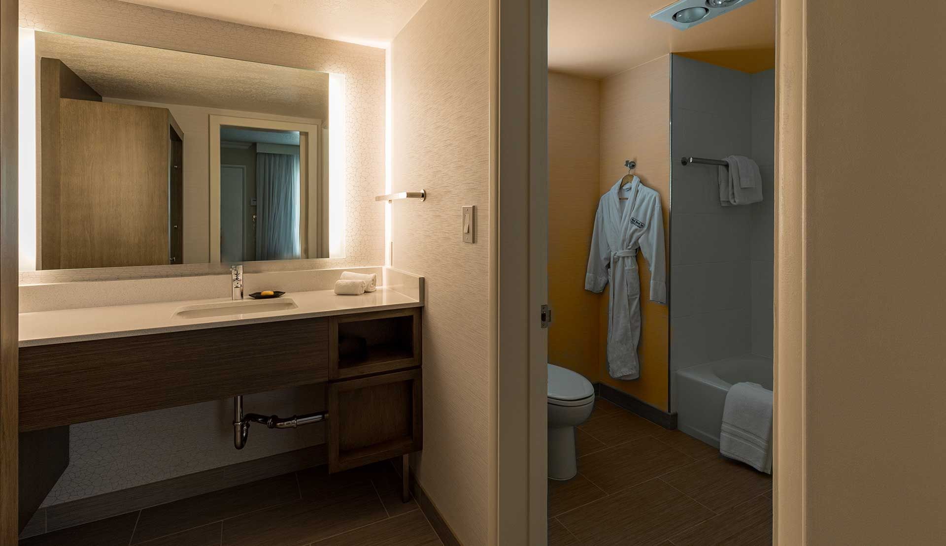 Guest - bathroom