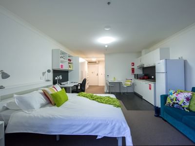 UniLodge @ ANU – Lena Karmel Lodge_Studio Accessible ANU Campus Accommodation