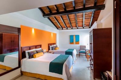 Resort-Room-Two-Double-Beds-01