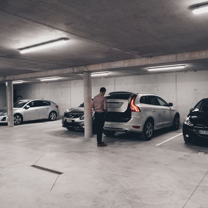 Garage souterrain privé avec voitures Les Gentianettes