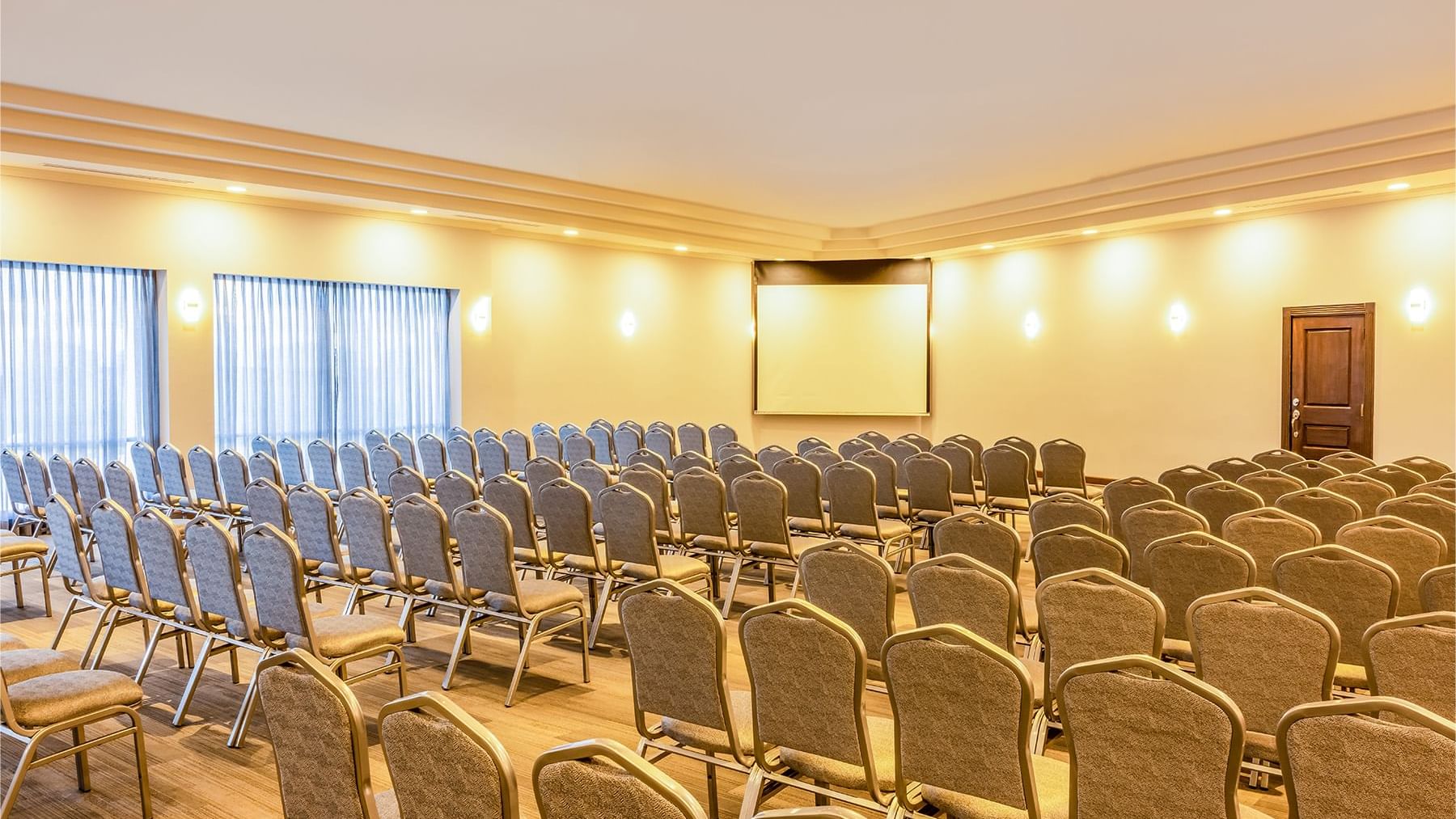 Seating arrangements in a Hall at Gamma Ciudad Juarez