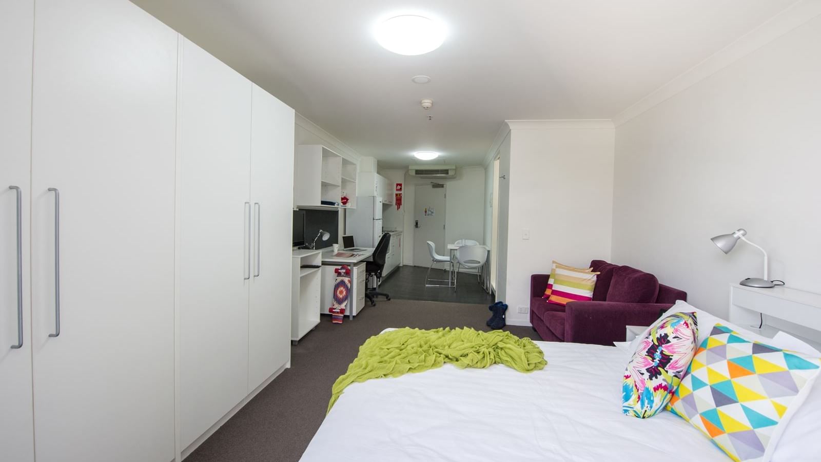 UniLodge @ ANU – Lena Karmel Lodge_Studio Double ANU Campus Accommodation