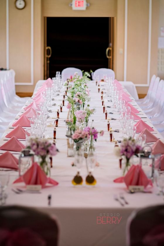 Banquet table setup at wedding venue at Honor’s Haven