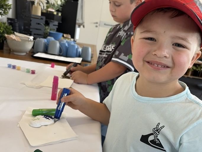 kids doing craft