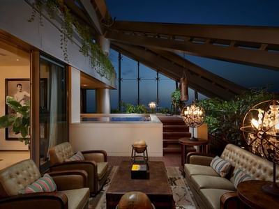 Grand Deluxe Lagoon Suite with jacuzzi at Hotel Eclat Beijing