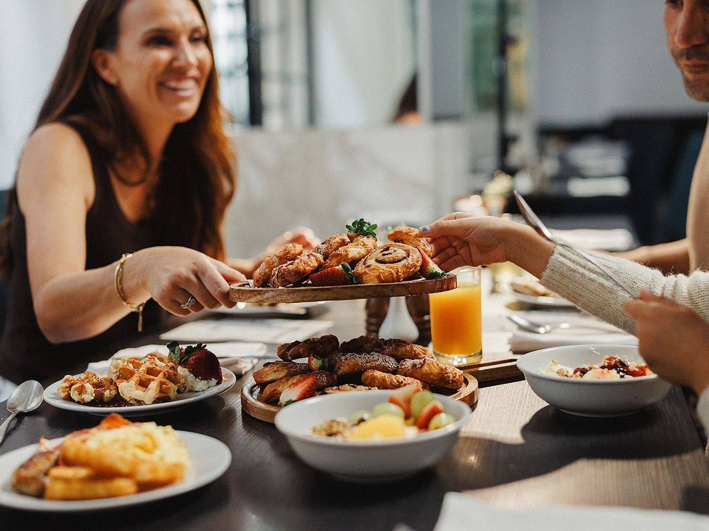 Family having breakfast 
