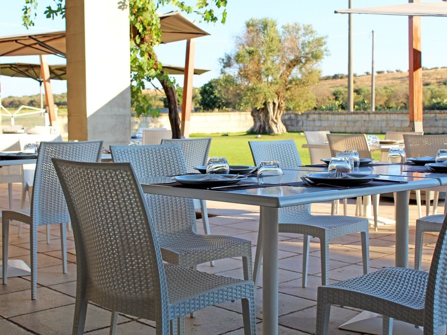 Outdoor dining area at Masseria stali