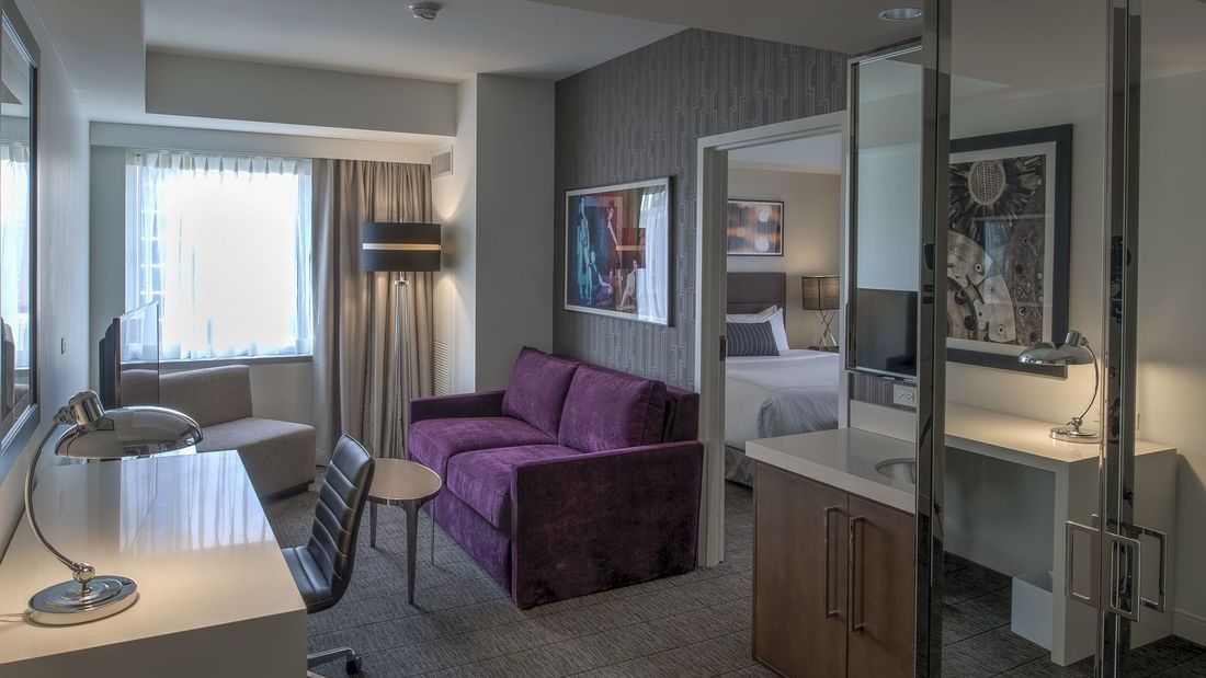 One Bedroom King Suite Godfrey Chicago