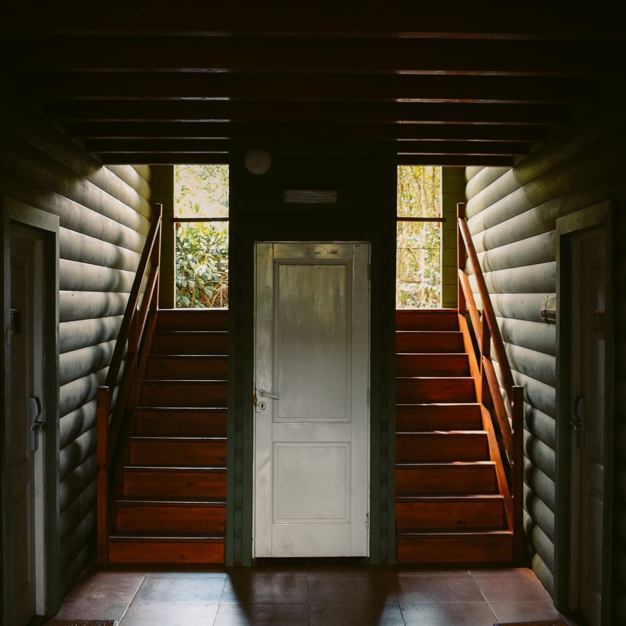 View of an indoor stairway at La Cantera Lodge de Selva