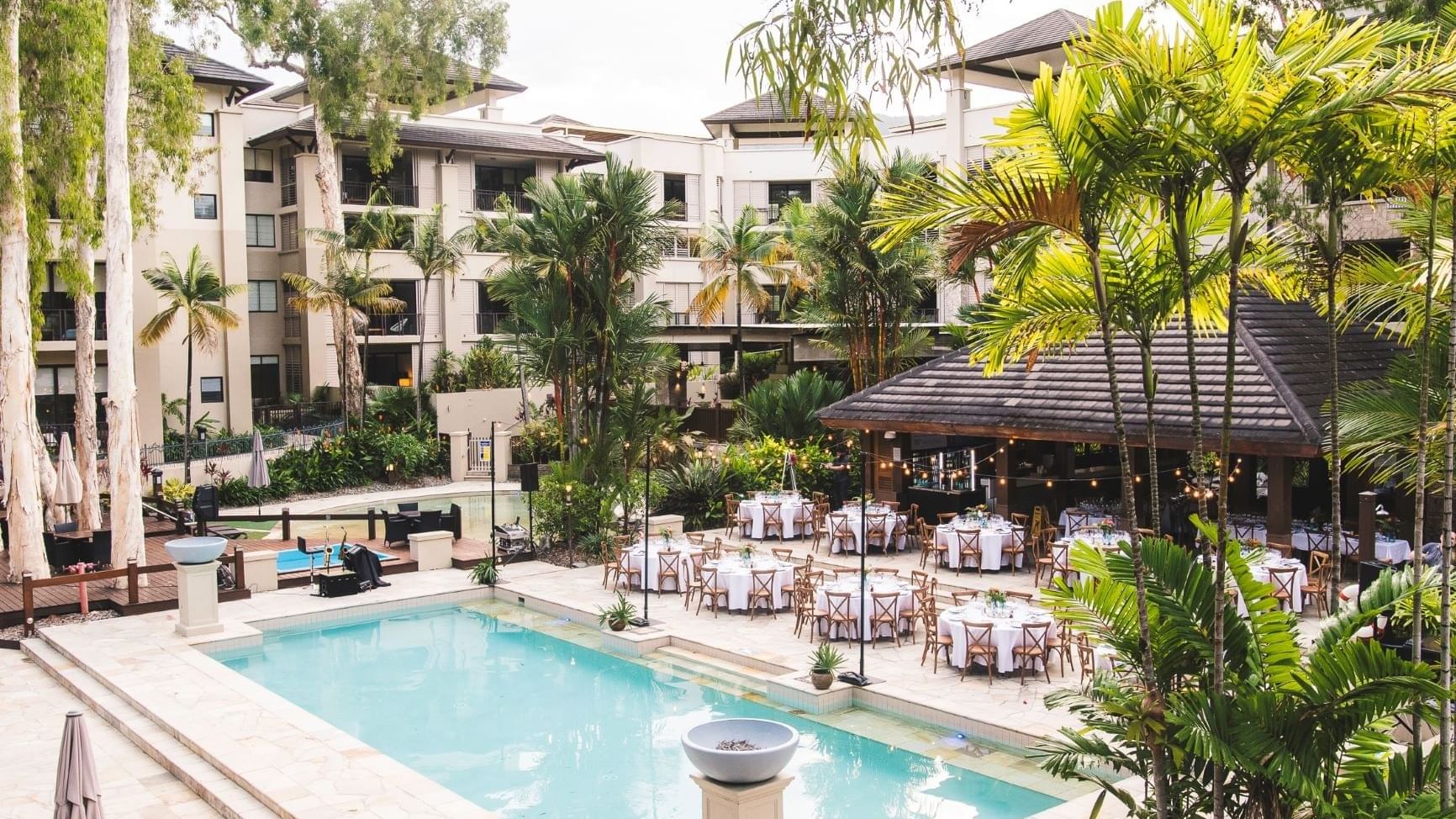 Weddings with pool view at Pullman Palm Cove Sea Temple Resort