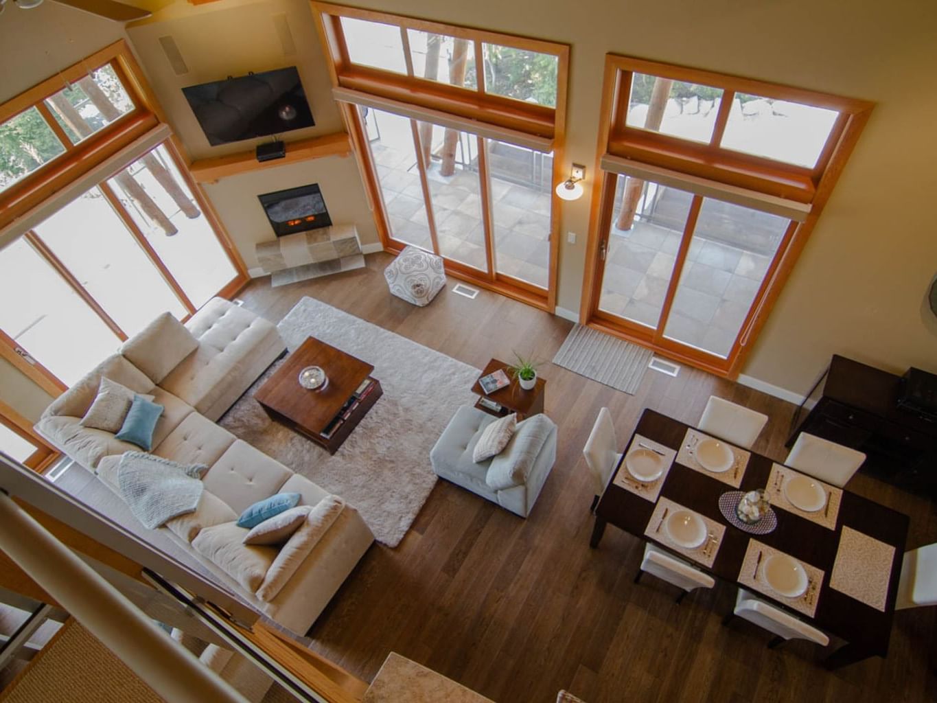 3 room premium bay villa living at Outback Lakeside Vacation
