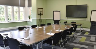 meeting room at easthampstead park in wokingham