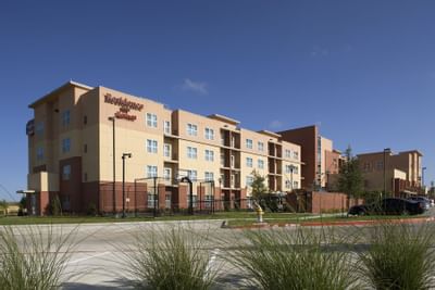 exterior of marriot residence inn