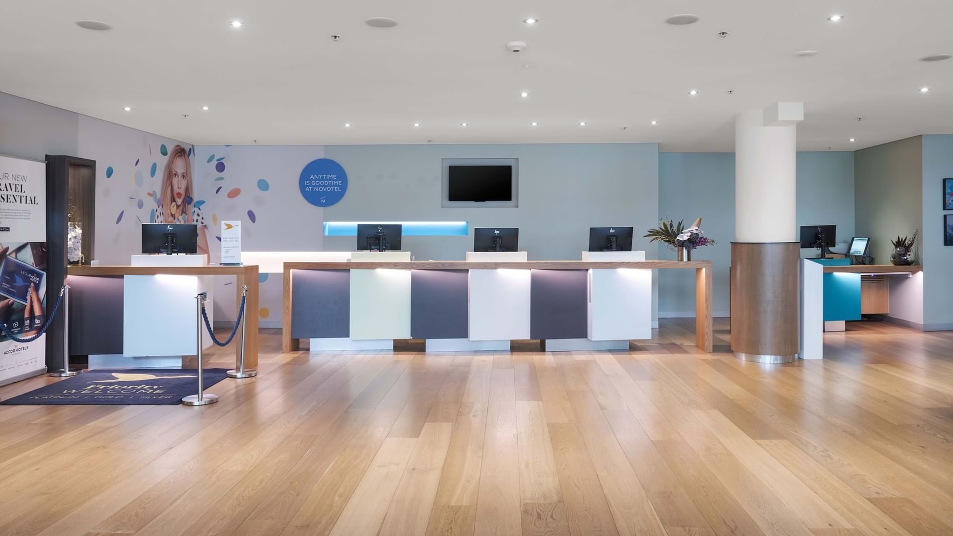 Novotel Reception Desk