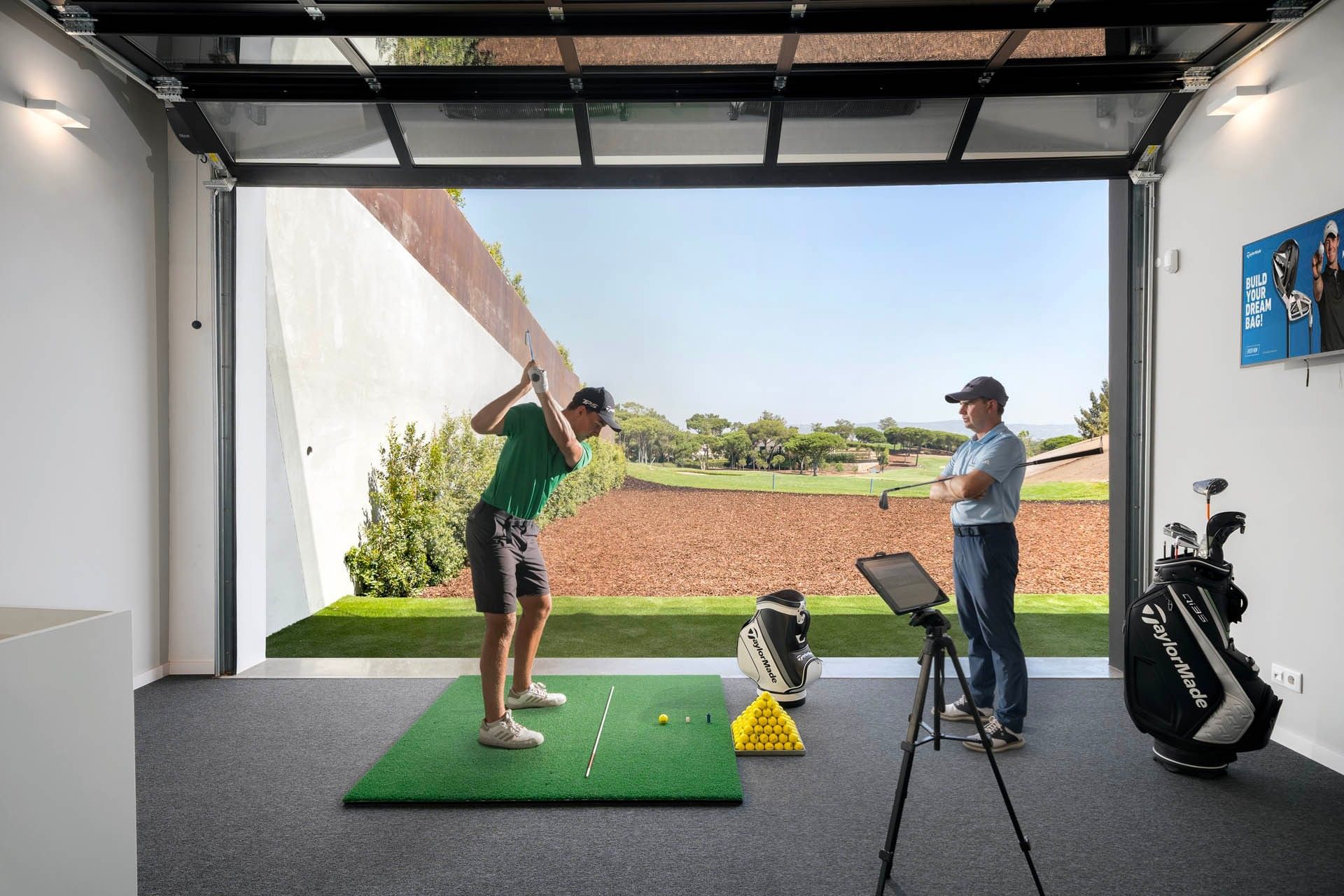 Studio at The Magnolia Hotel