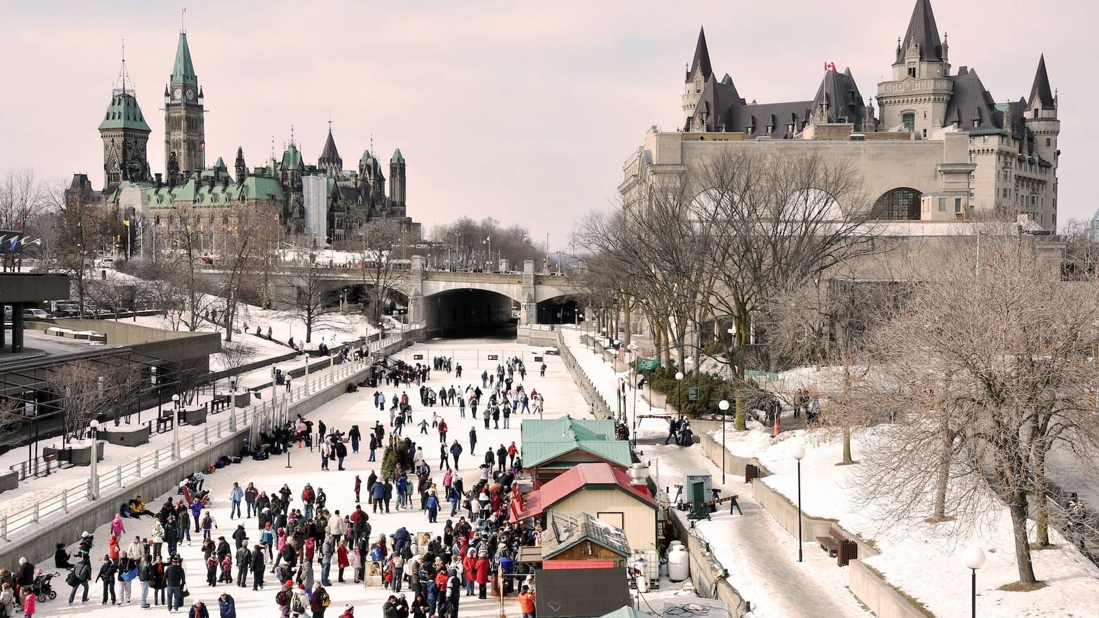 Tourists in the frozen Rideau Canal at ReStays Ottawa