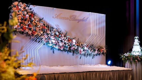 The stunning floral decors at a wedding in Amara Hotel BKK