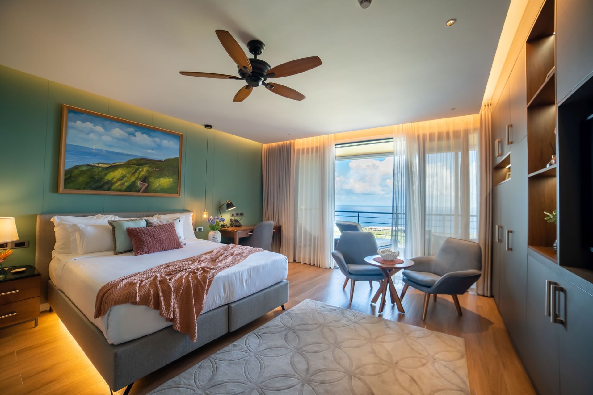 Deluxe Ocean View Room | Golden Rock Resort Accommodations