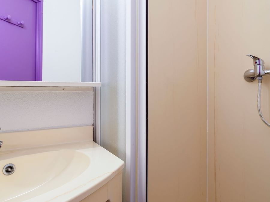 Bathroom vanity in bedrooms at Hotel Beziers East