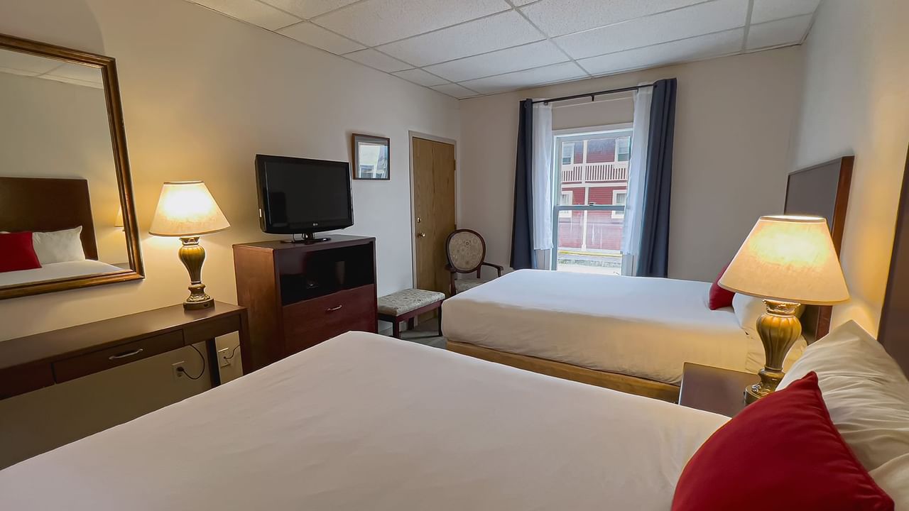 Guest room with two queen beds