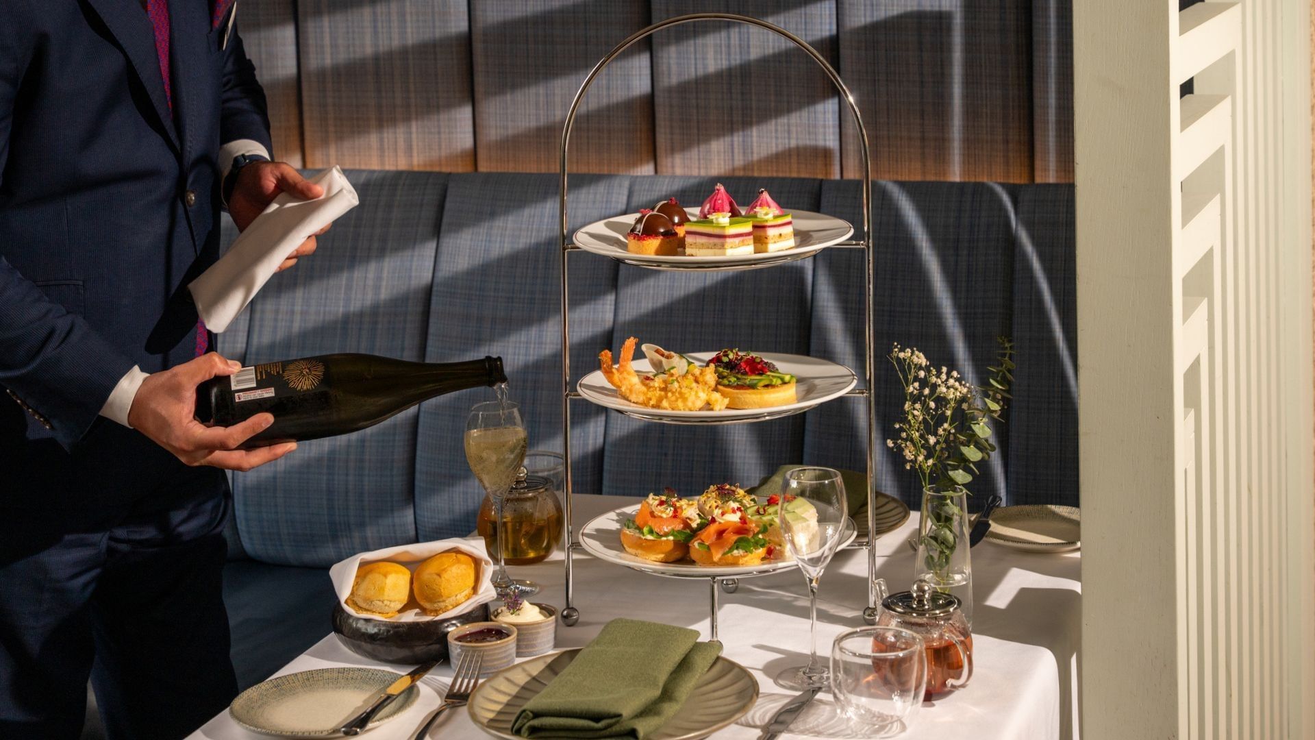 盛れます ALEXIA STAM Sydney Afternoon Tea M Fields & Florals High Tea | Dining at Amora Hotel Jamison Sydney