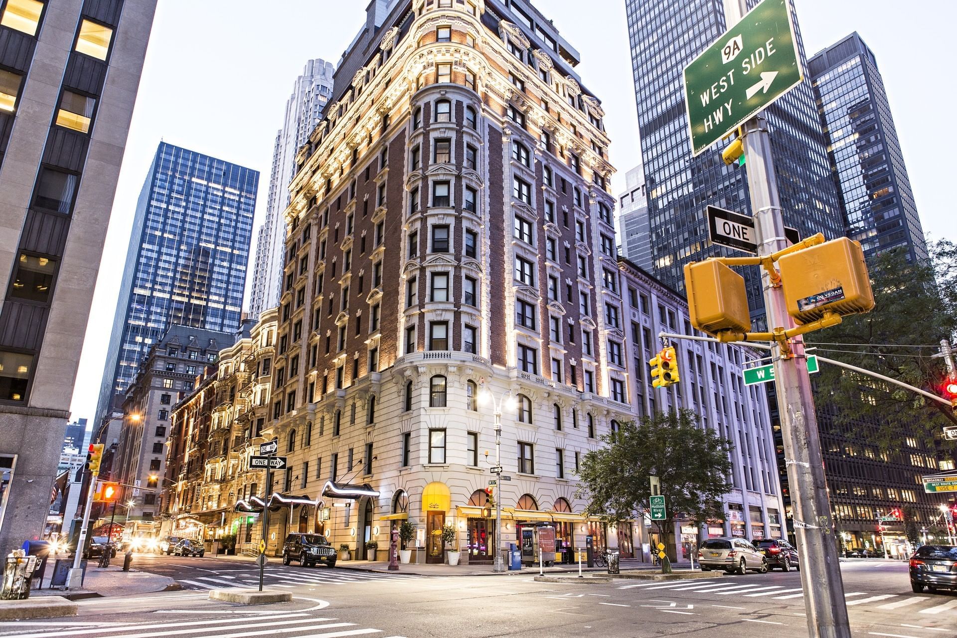 About Dream Midtown | Hotels Near Times Square NYC