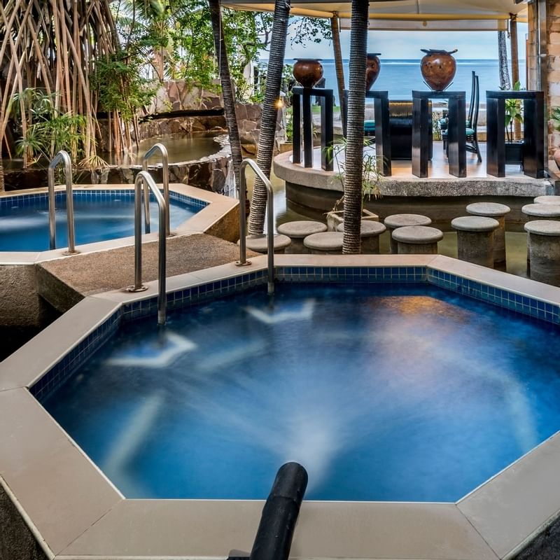 Jacuzzi's for a Romantic escape at Warwick Fiji