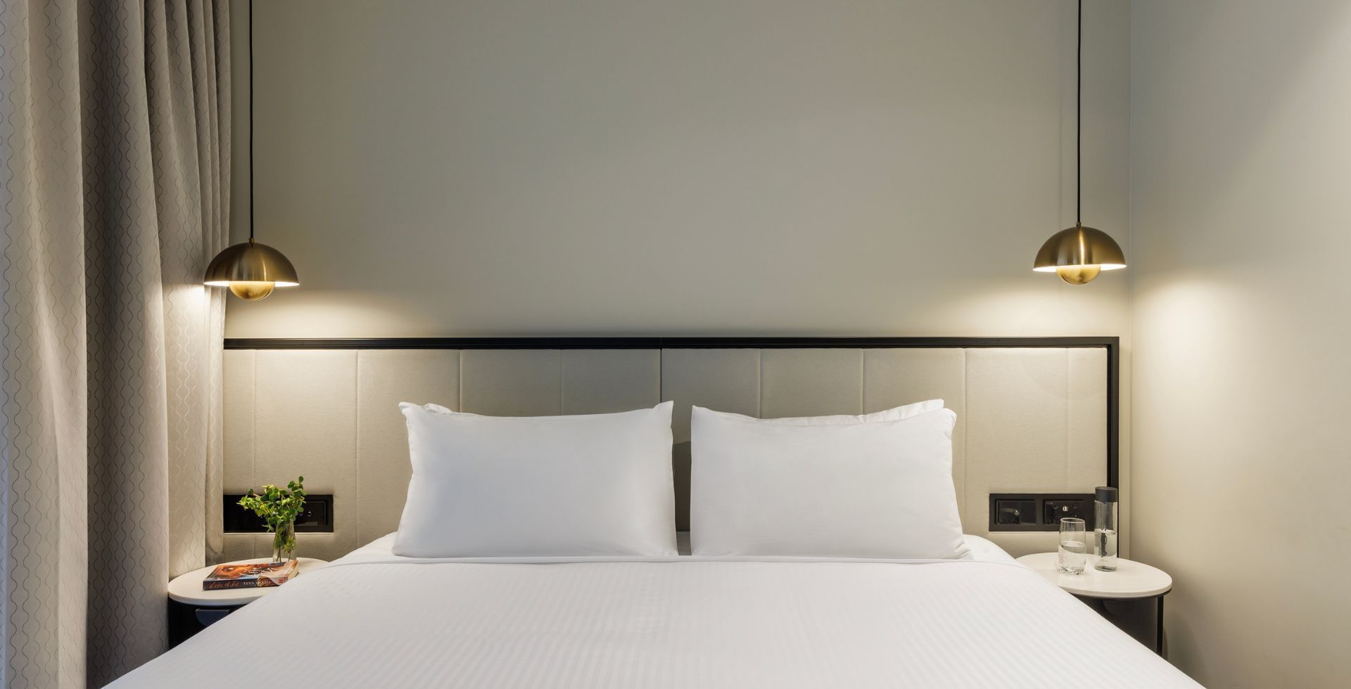 Melbourne CBD Accommodation | Brady Hotels Jones Lane