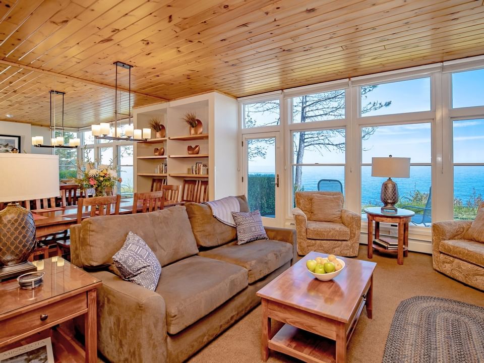 Furniture in Grand Superior One Bedroom Condo at Bluefin Bay