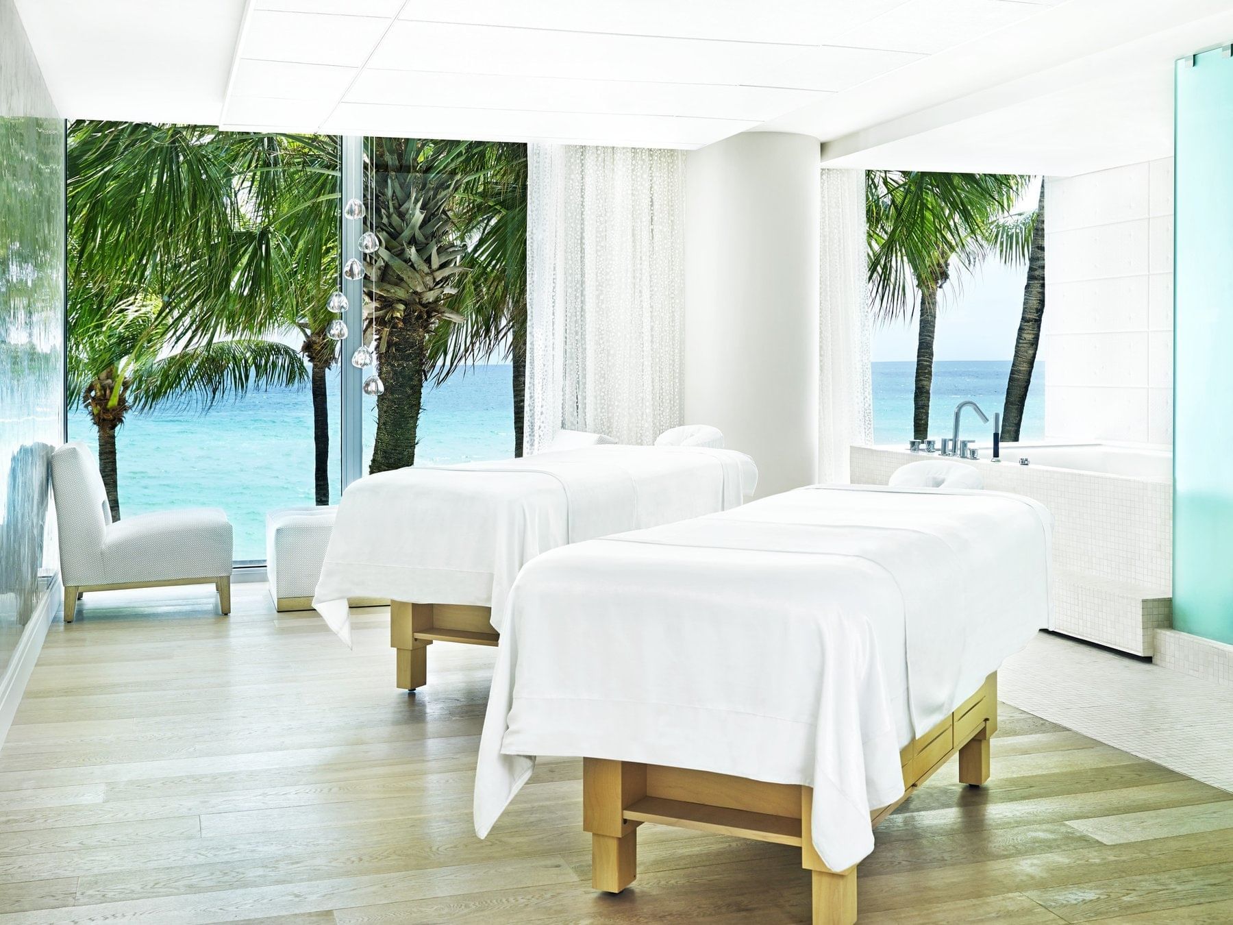 Spa Duet Room with 2 massage beds at The Diplomat Resort