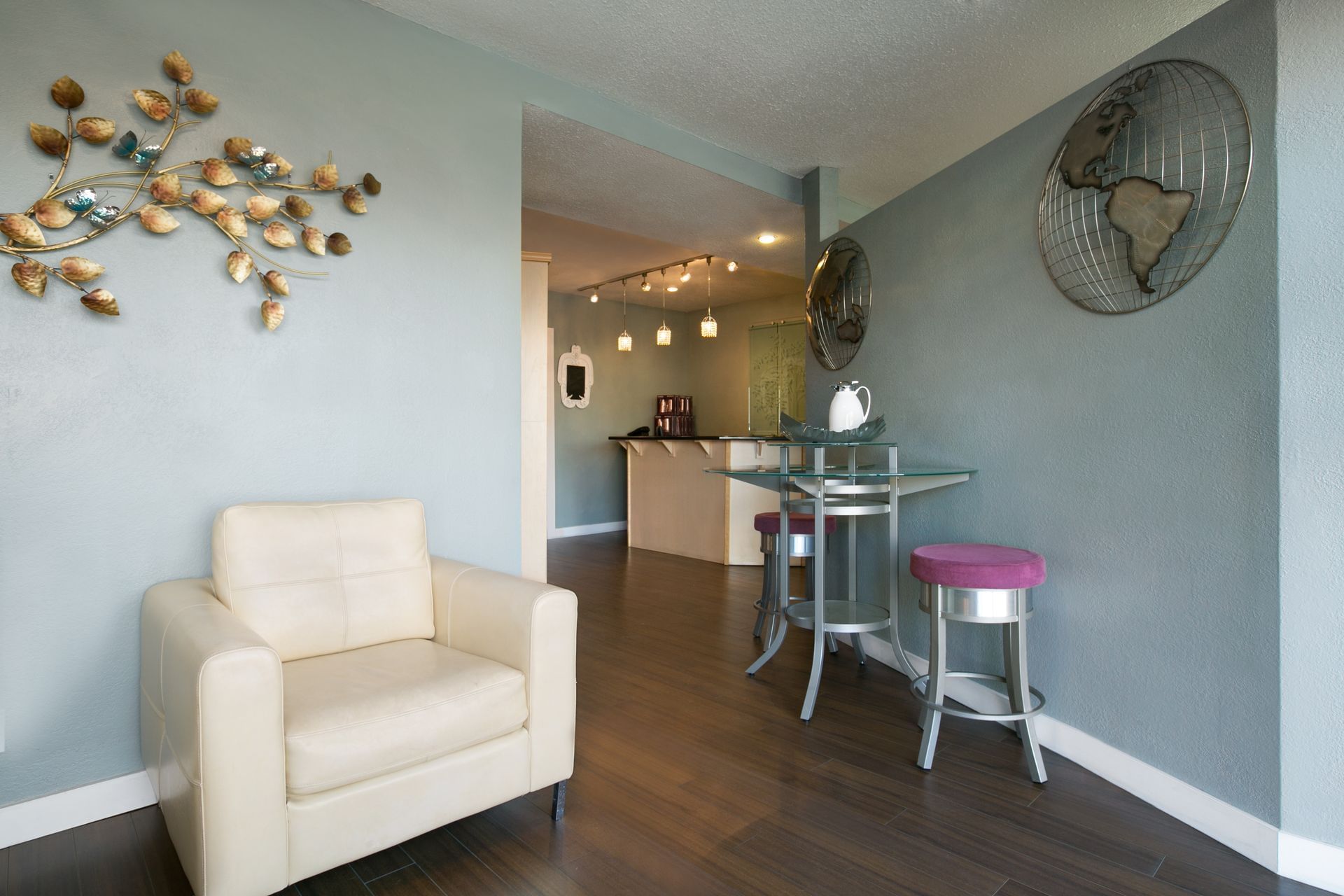 Coast Prince George Hotel by APA - Hair Salon - Copy