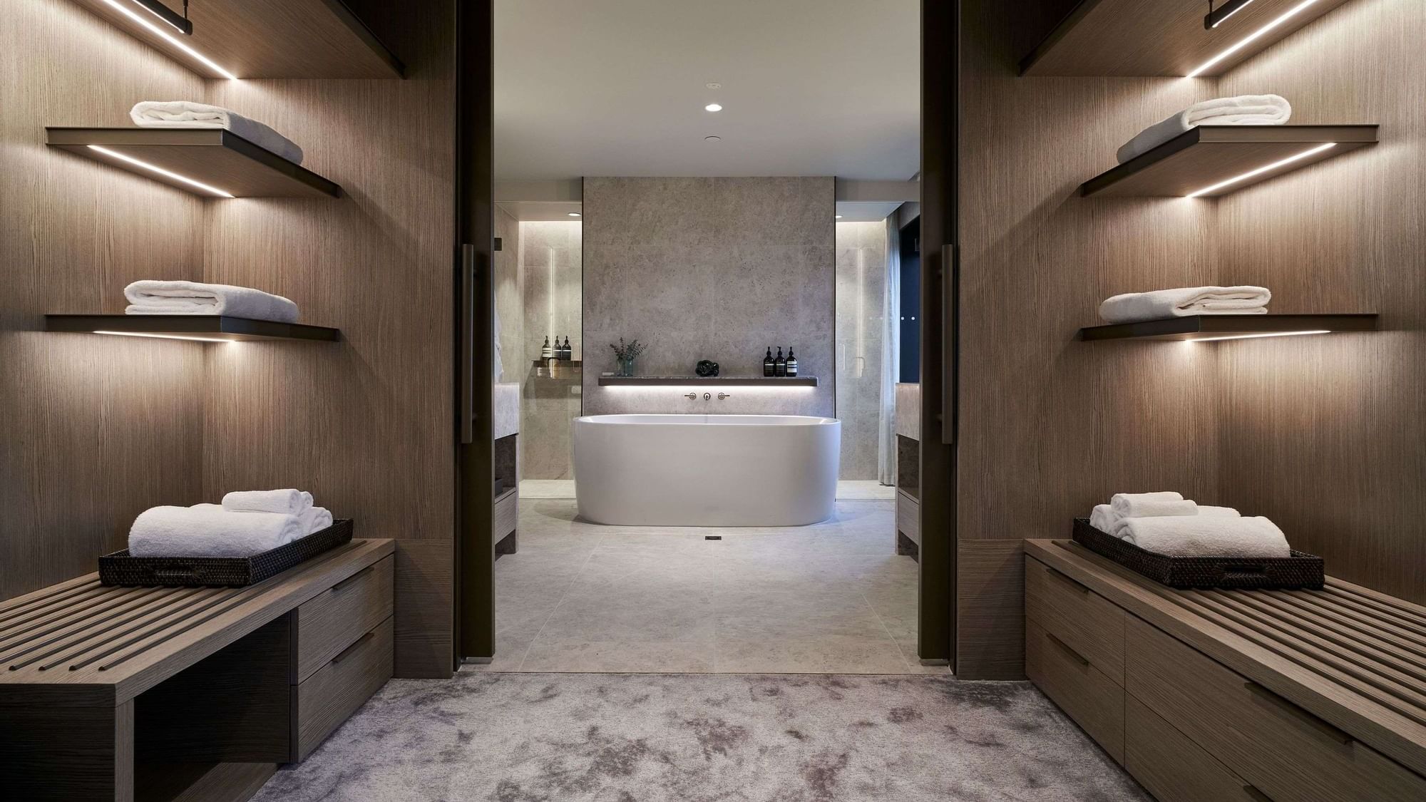 WILLIAM CLARKE SKY VILLA