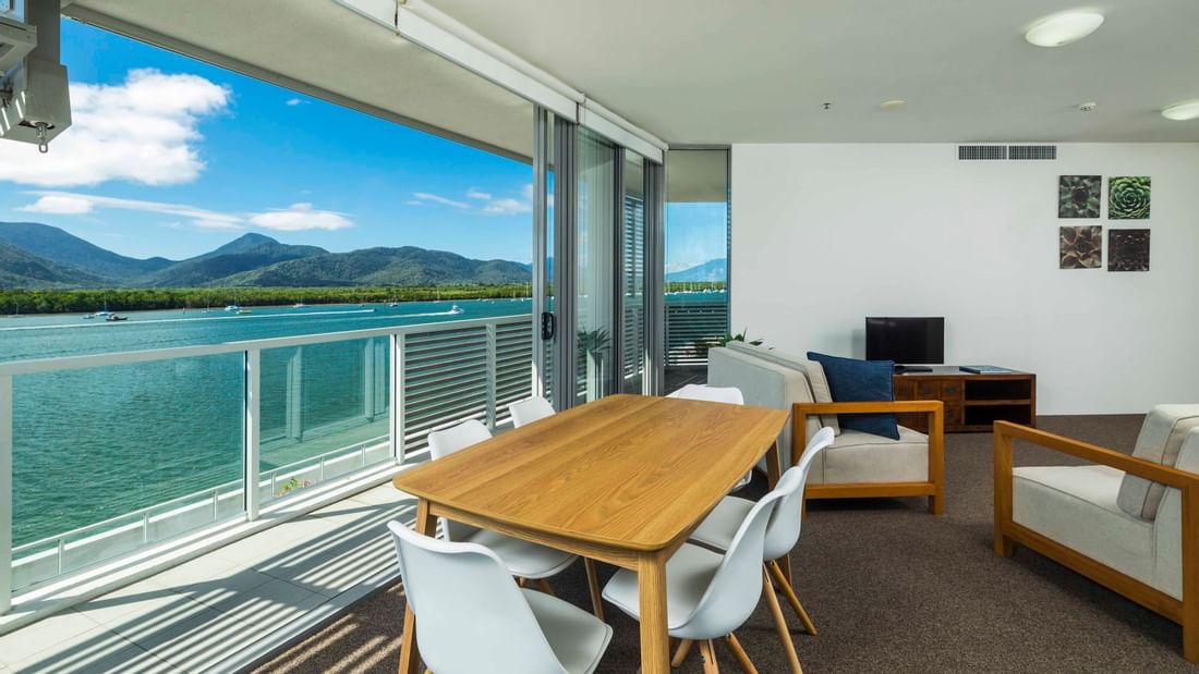 One-Bedroom Harbour View Apartment