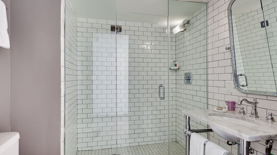 Accessible Bedroom Double for Hearing Impaired | Clinton Hotel South Beach