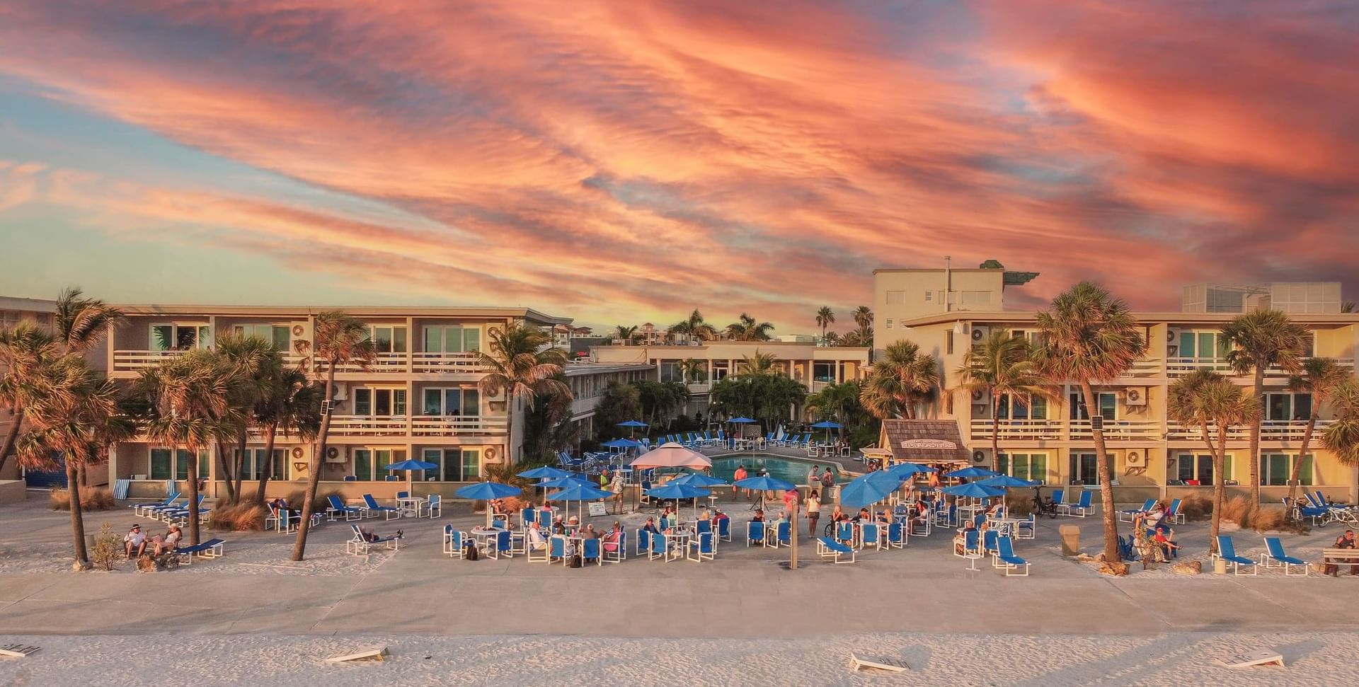 Ikki Woo Woo Thunderbird Bar Treasure Island Fl