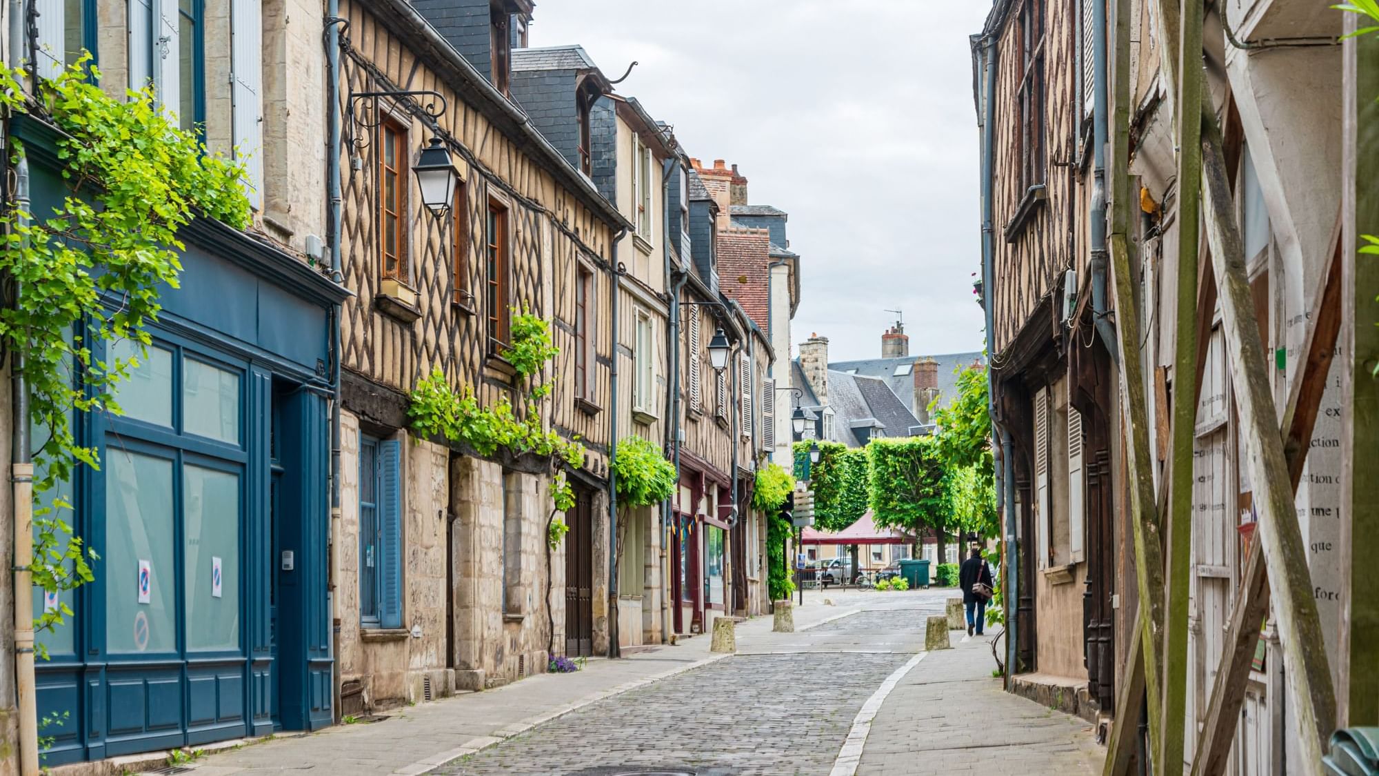 A local street in Bourges near the Originals Hotels