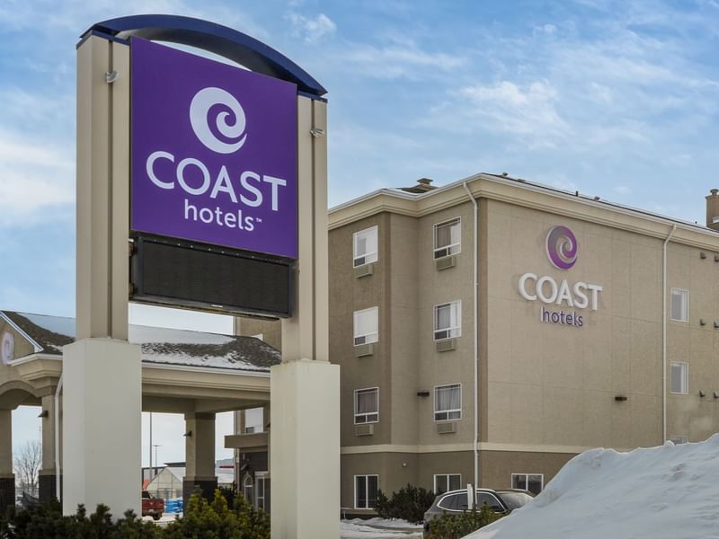 Exterior of Coast Weyburn Hotel