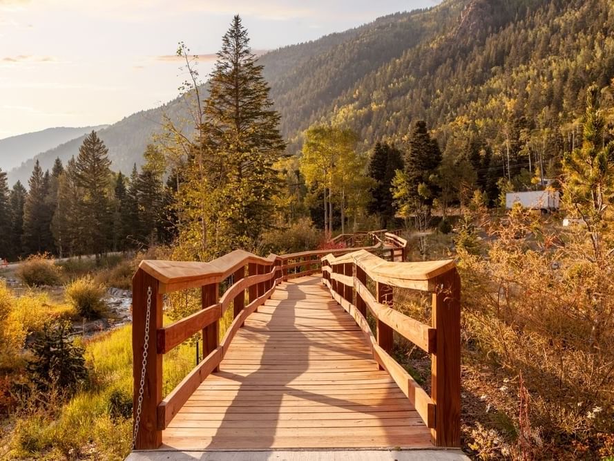 Bridge on hiking trail with mountain view