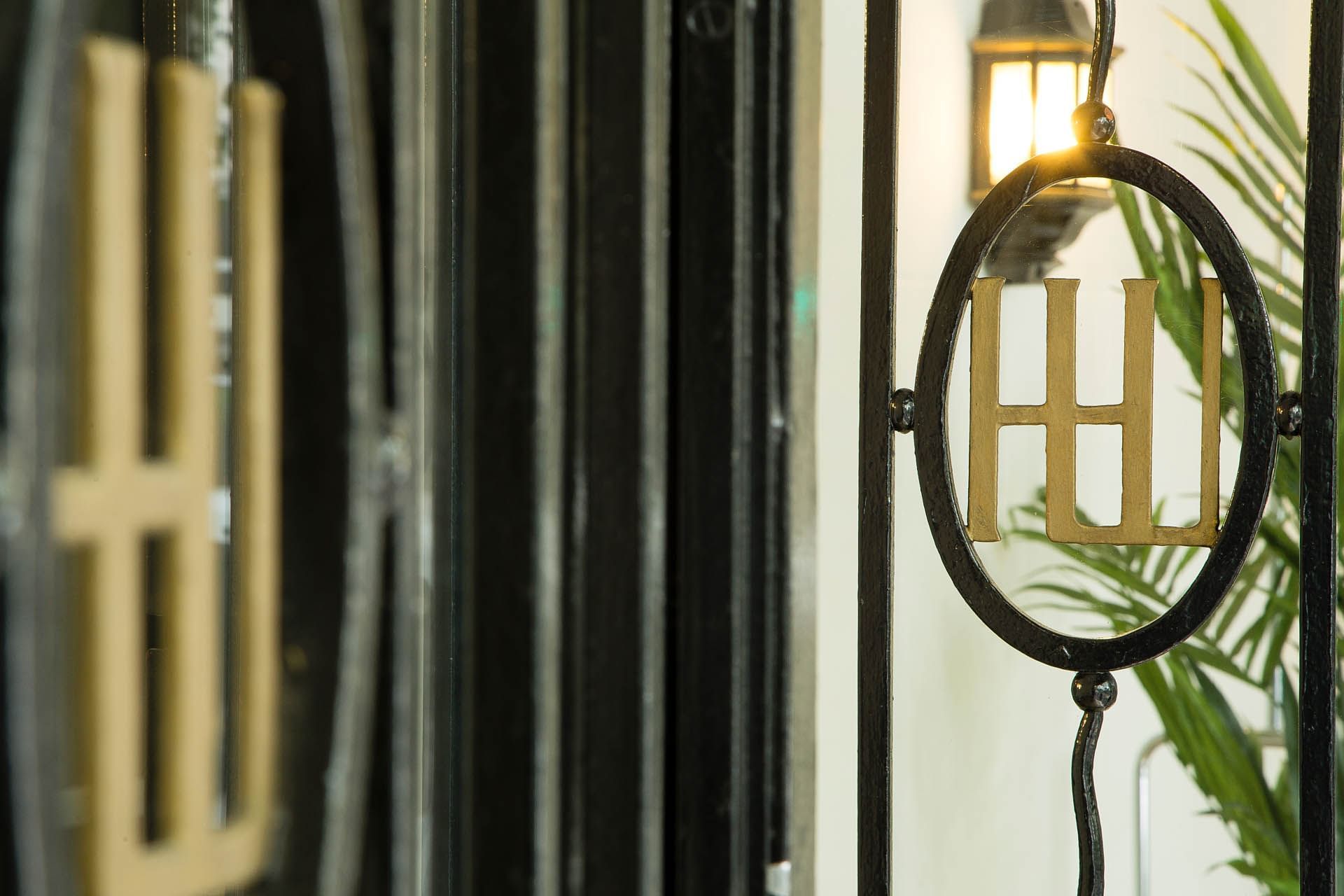 Entrée de l'Oceania L'Univers Tours