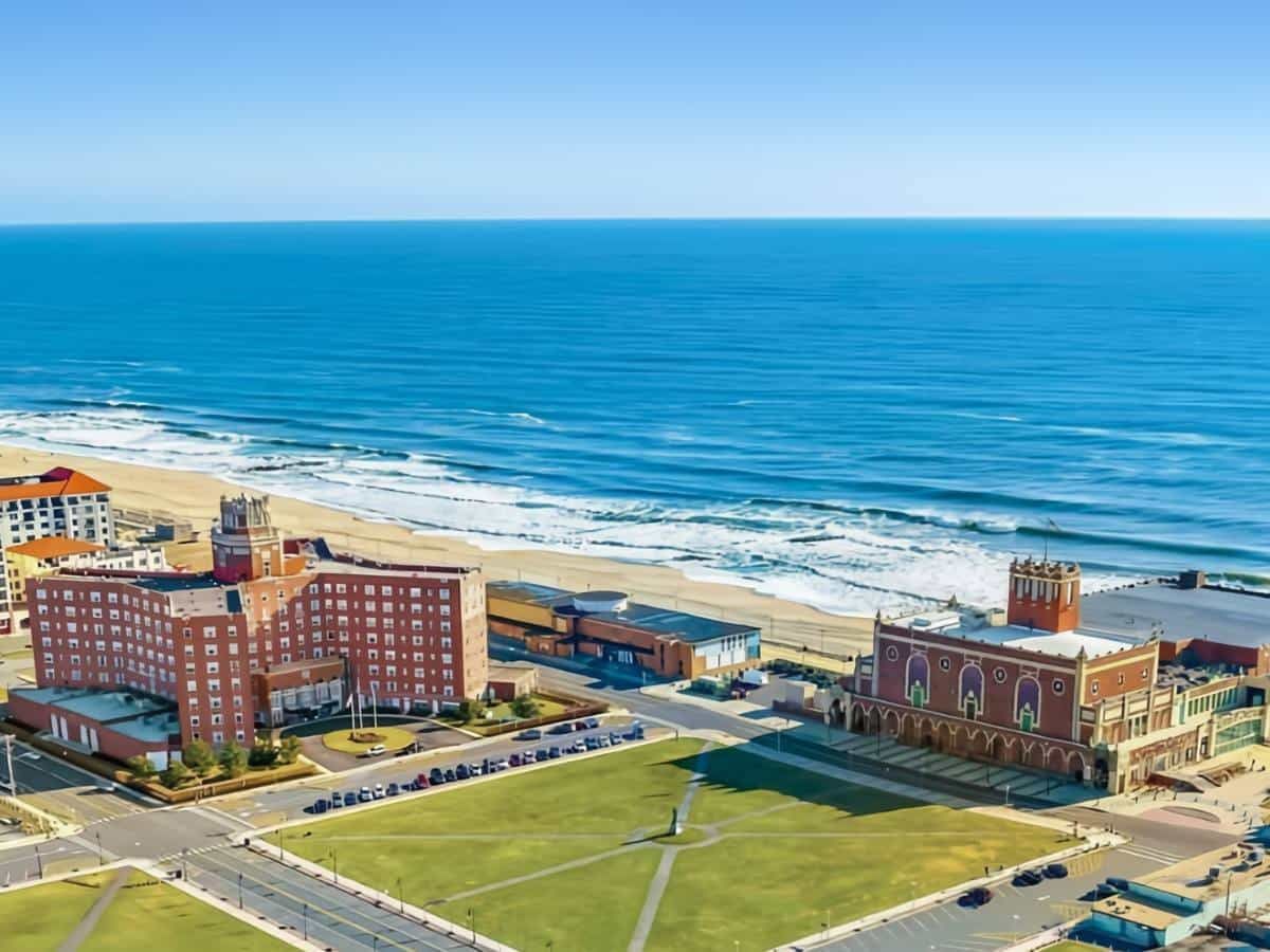 Black Friday Cyber Monday Deals in Asbury Park New Jersey