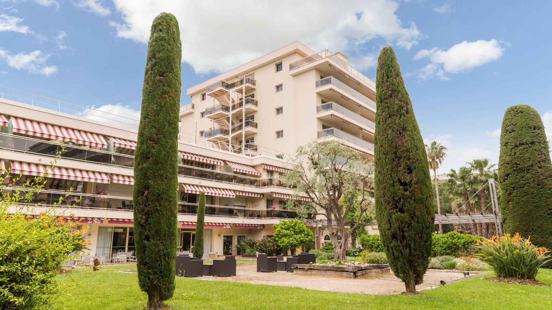 Grand Comfort Room with terrace Hotel Les Strelitzias