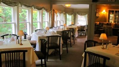 Restaurant seating
