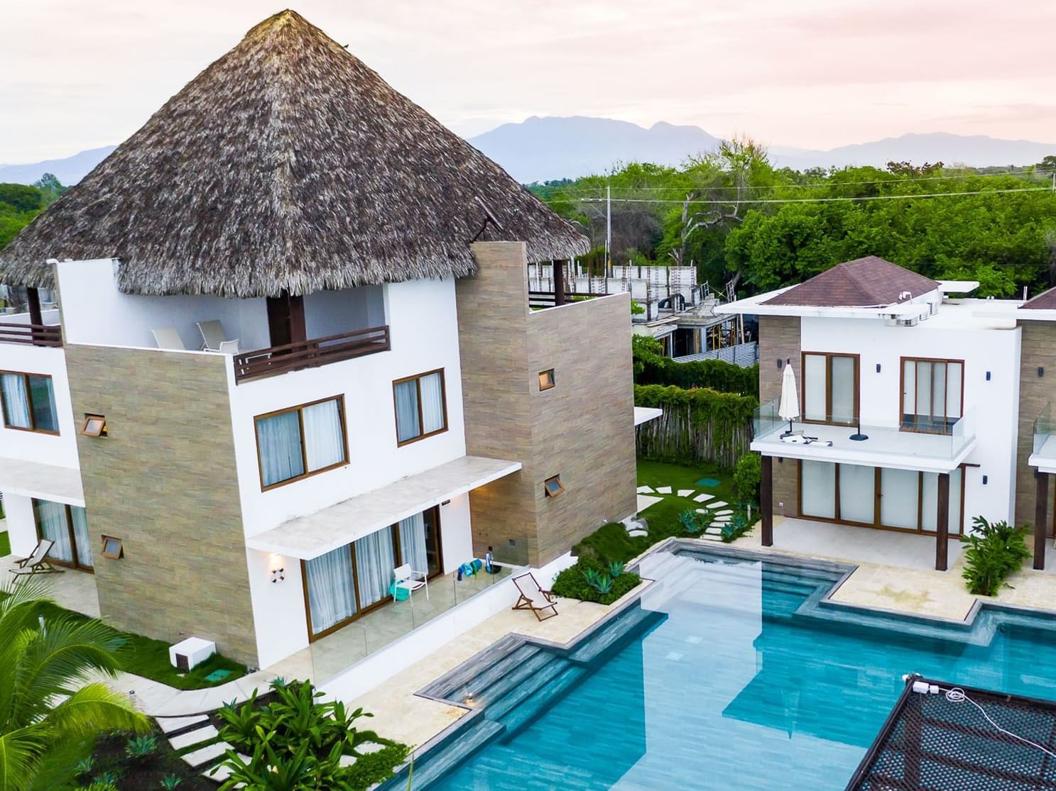 Exterior view of Single Pool view room at La Mar Monterrico