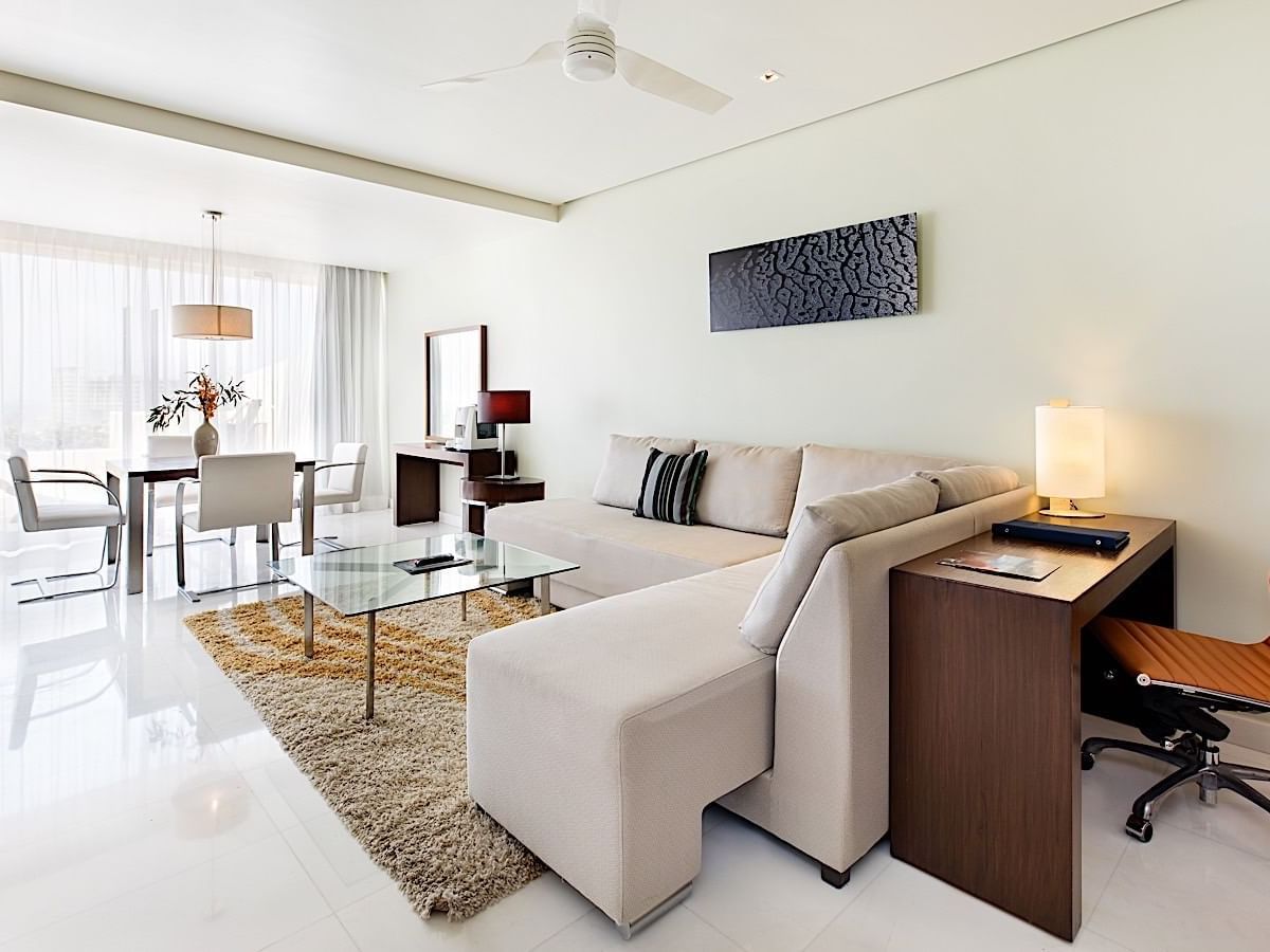 Living space in a room at Palacio Mundo Imperial