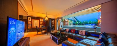 Living area of Deluxe Lagoon Suite at Hotel Eclat Beijing