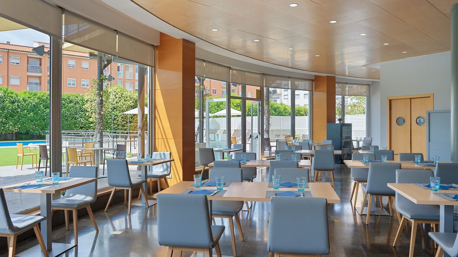 Restaurant at Ponient Vila Centric